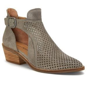 LUCKY BRAND Fillian Leather Bootie in Light Gray Size 6 LIKE NEW!